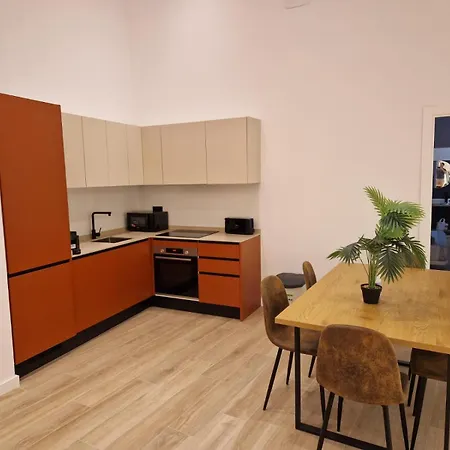New 2024 Luxury Design Lofts, By Santa Barbara Castle, With Pool Table, Ac And Wifi Apartment *