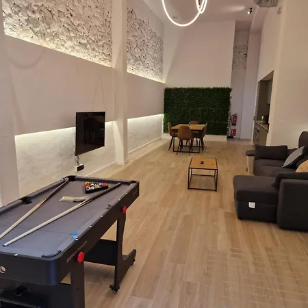 New 2024 Luxury Design Lofts, By Santa Barbara Castle, With Pool Table, Ac And Wifi Apartment *