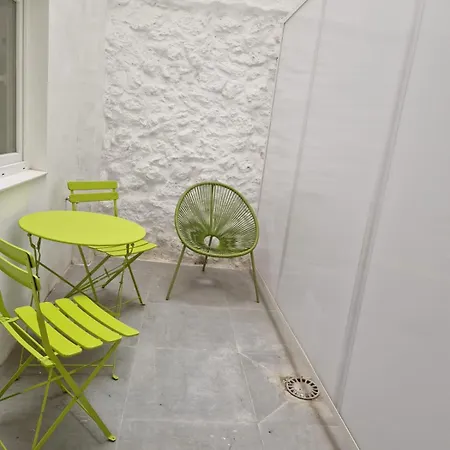 New 2024 Luxury Design Lofts, By Santa Barbara Castle, With Pool Table, Ac And Wifi *
