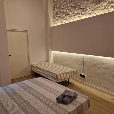 Apartment New 2024 Luxury Design Lofts, By Santa Barbara Castle, With Pool Table, Ac And Wifi